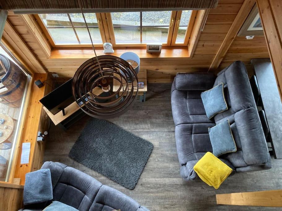 Red Squirrel Log Cabin With Hot Tub Keith Buitenkant foto